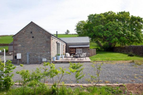 Relaxing pet friendly rural retreat